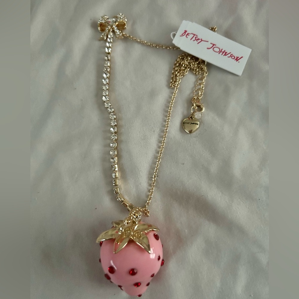 Betsy Johnson Big Pink Strawberry with Gold Diamond Chain Necklace